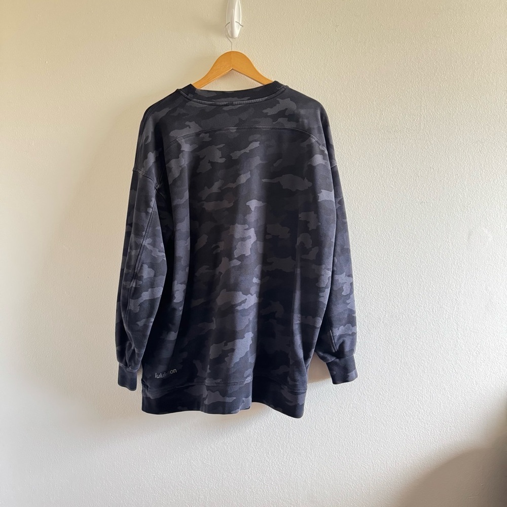 Lululemon Athletica Perfectly Oversized 365 Camo Deep Coal Sweatshirt size 10 - Picture 5 of 10